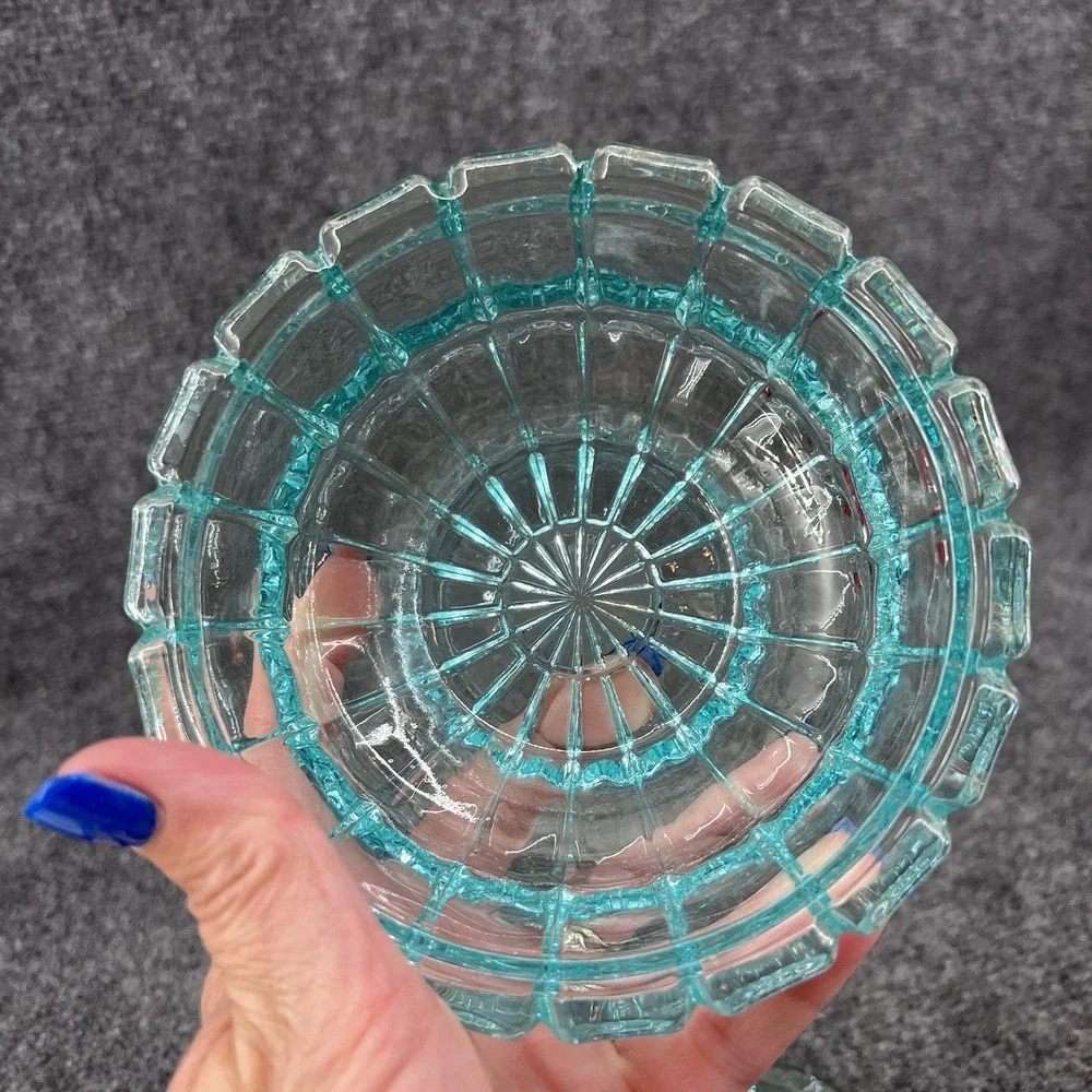 Vintage Tiara Fostoria Lead Crystal Teal Green - Blue Glass Candy Dish W/Lid 5